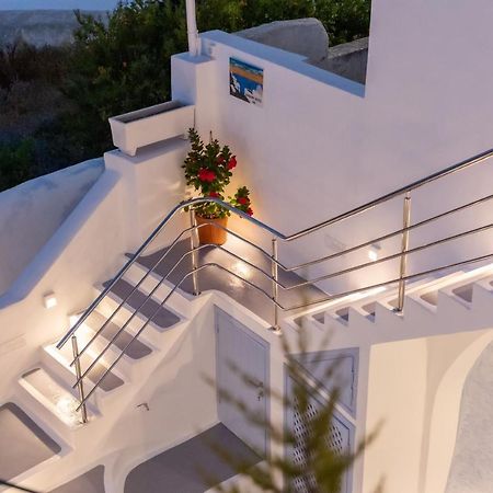 Sunborn Oia Suites Exteriör bild