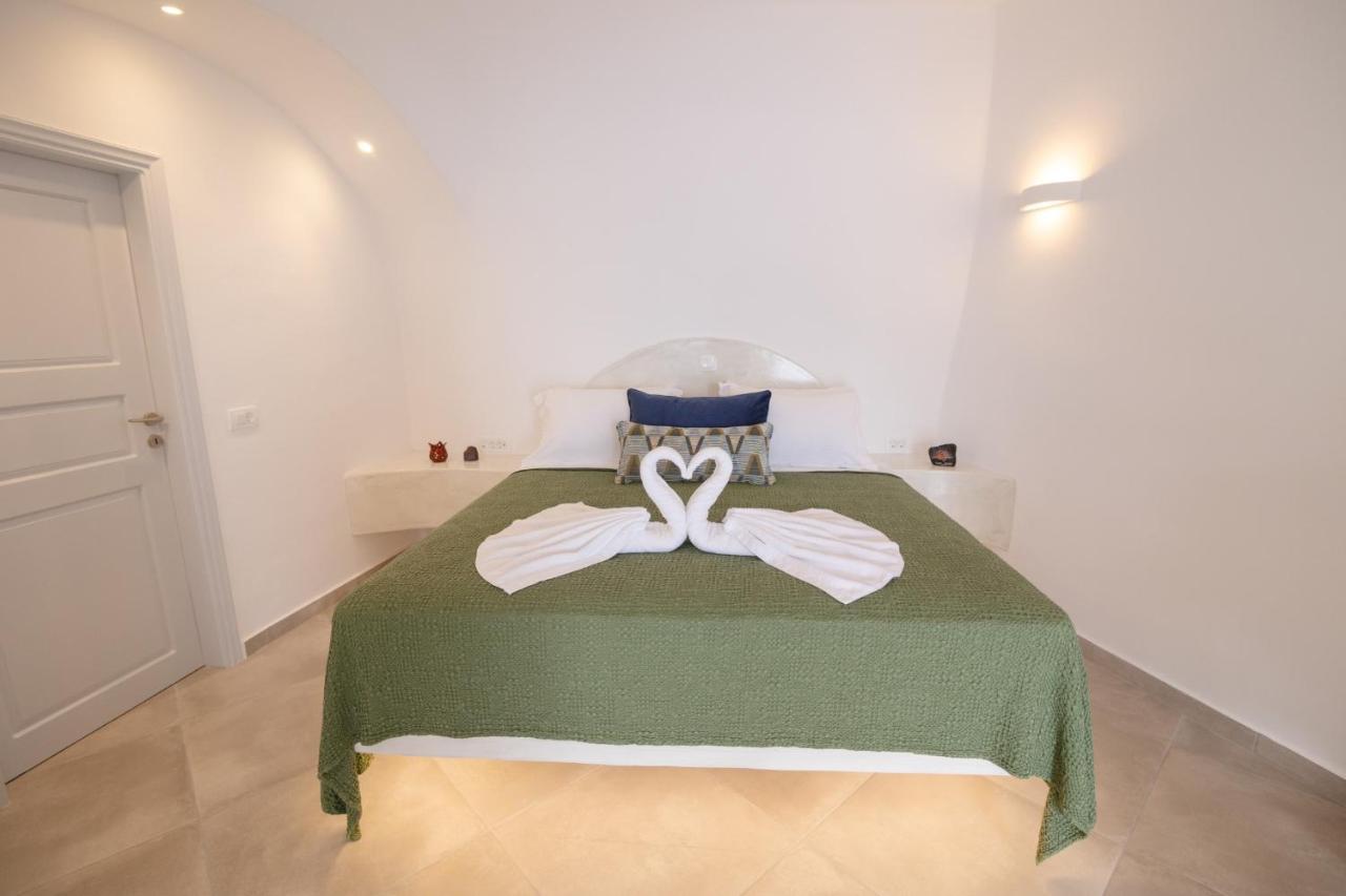 Sunborn Oia Suites Exteriör bild